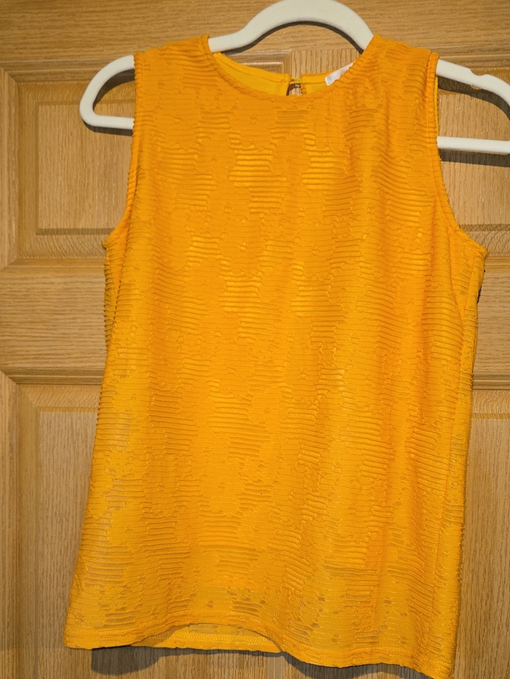 Sleeveless Textured Women's Blouse - Yellow